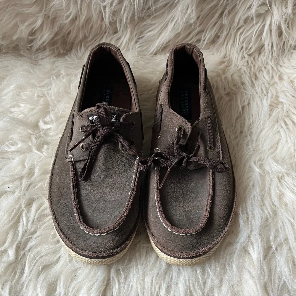 Gray Sperry Topsider size 5